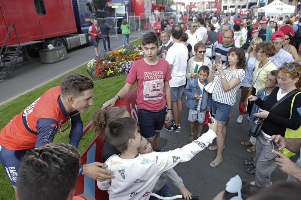 Llegada de la Vuelta a España al Muro de San Lorenzo