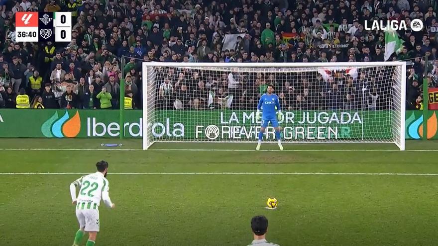 El 1-0 del Betis en Betis 1-1 Rayo Vallecano de la jornada 18 de LaLiga ...