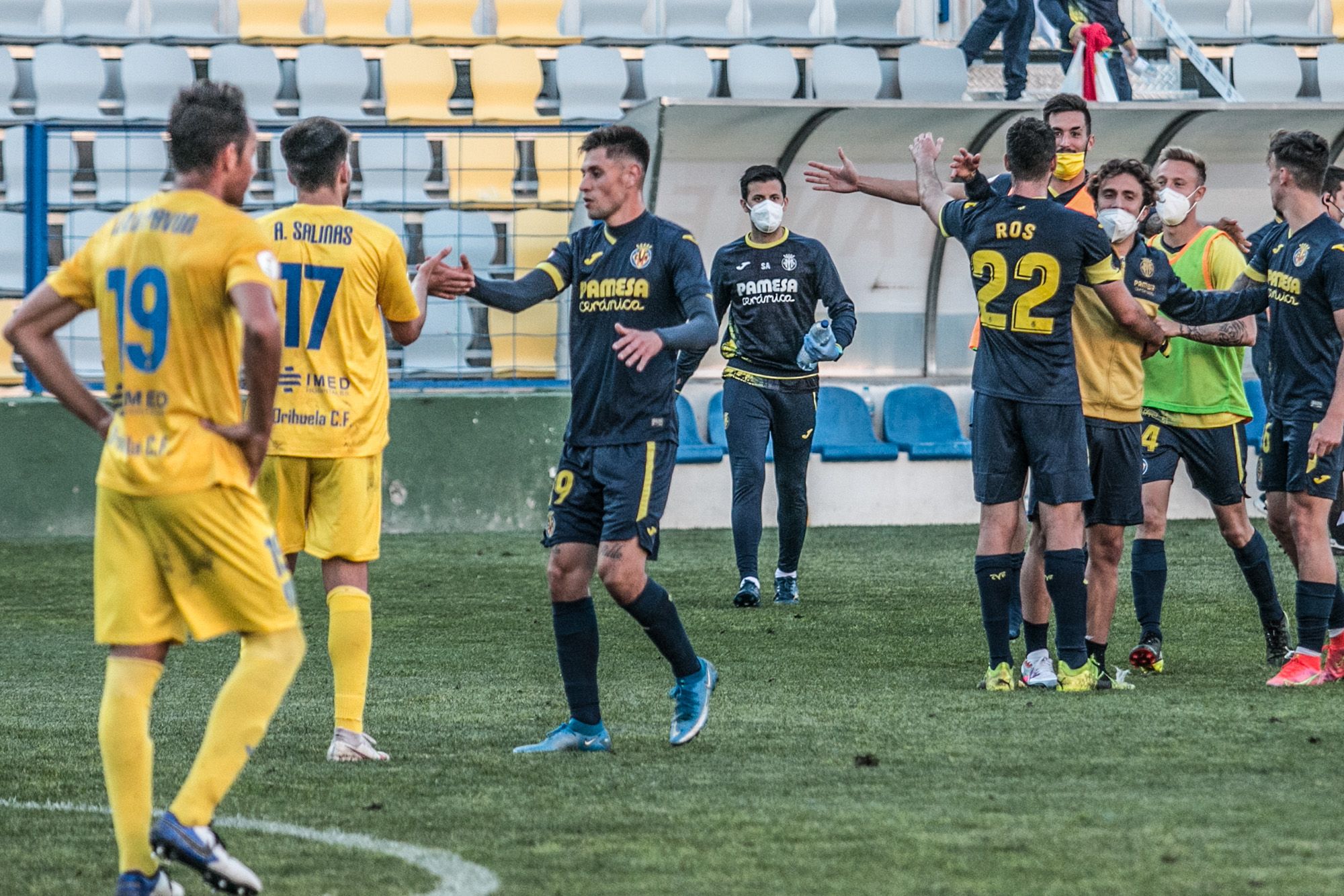 El Orihuela cae por 2-4 en un partido vibrante ante el Villarreal B