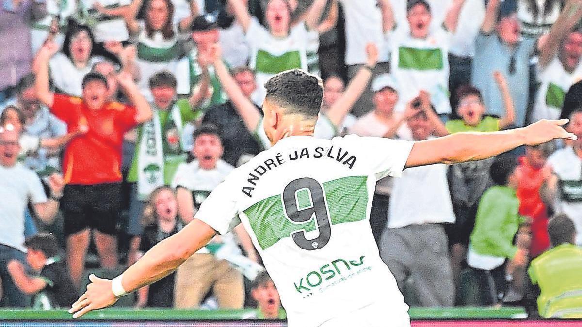 El jugador del Elche André da Silva, en el partido del miércoles frente al Atlético de Madrid.