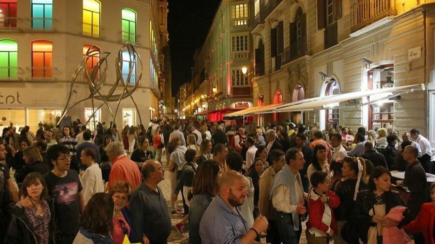 Ambiente en el Centro de Málaga en la edición de 2016.