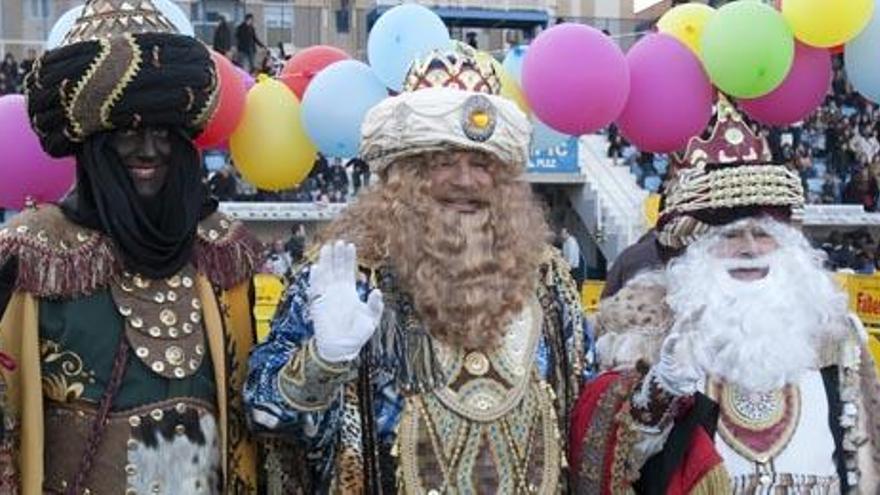 Los Reyes de Oriente llegan en camello