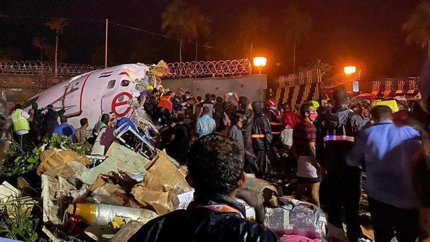 Un Boeing 737 con repatriados covid se estrella en Calcuta con 191 pasajeros