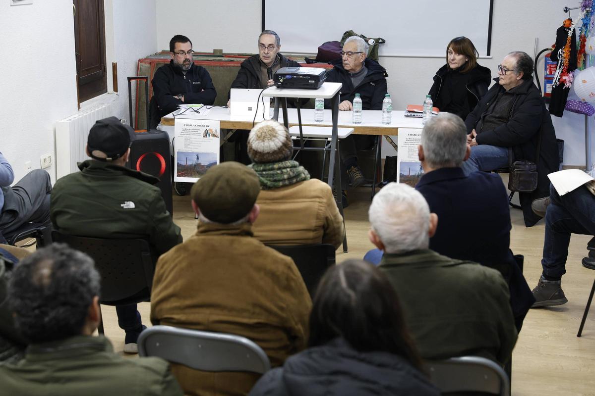 La jornada sobre el futuro de la Mina La Camocha, en imágenes