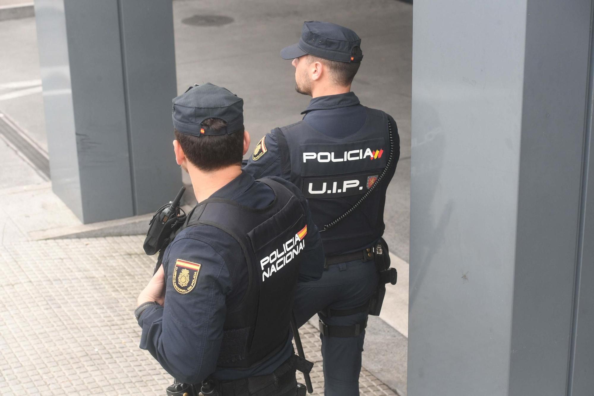 Protesta en el Chuac por agresiones a personal sanitario