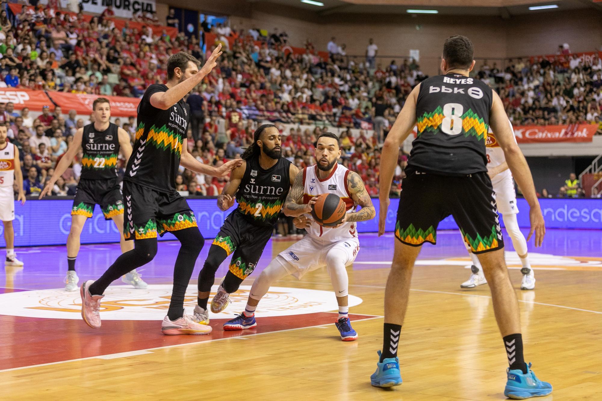 UCAM Murcia - Bilbao Basket en imágenes.