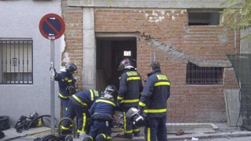 Fallece un joven en Madrid al quemarse el sótano en el que dormía