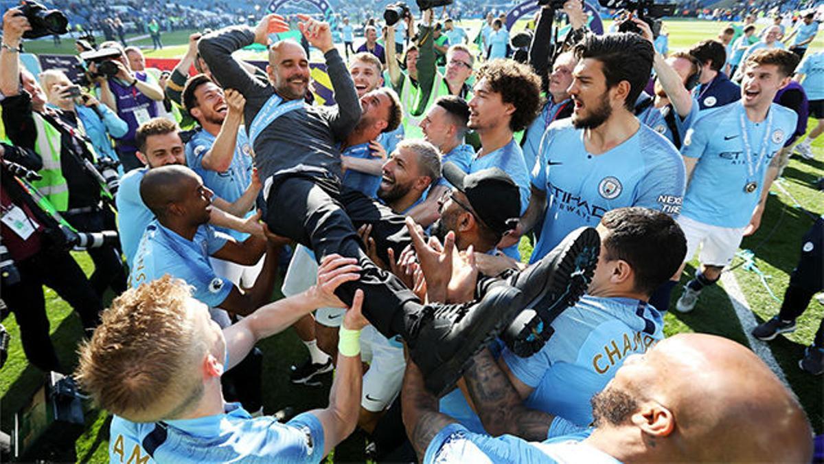 Guardiola, exultante tras ganar la Premier