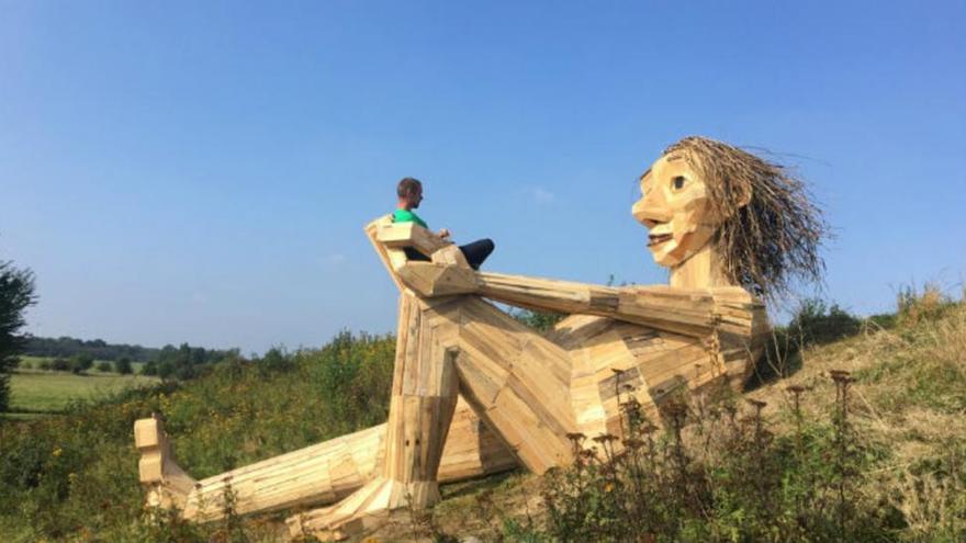 Un carpintero &#039;esconde&#039; seis gigantes de madera en los bosques de Copenhague