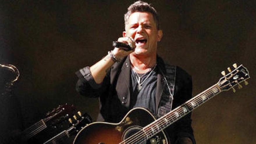 Alejandro Sanz engrandecerá el Love Festival.