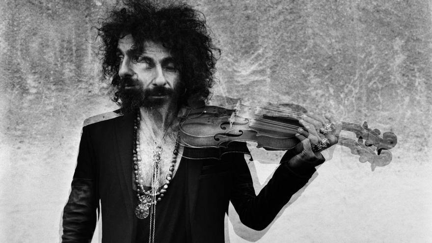 Ara Malikian y Eduardo Guerrero, en imágenes promocionales de sus espectáculos. | CIE