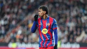 Lamine Yamal, durante su partido en el Carlos Belmonte.