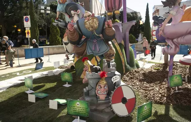 Crítica local de las fallas de Sagunt