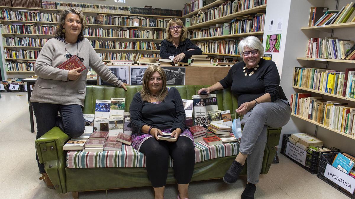 Quatre de les components de Taberna Libraria de Figueres