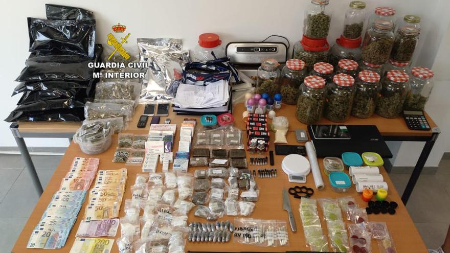 Catorce detenidos en tres operativos antidroga de la Guardia Civil en Magaluf