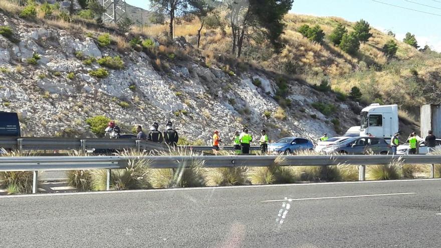 Imagen de la AP-7 en los momentos posteriores al accidente.