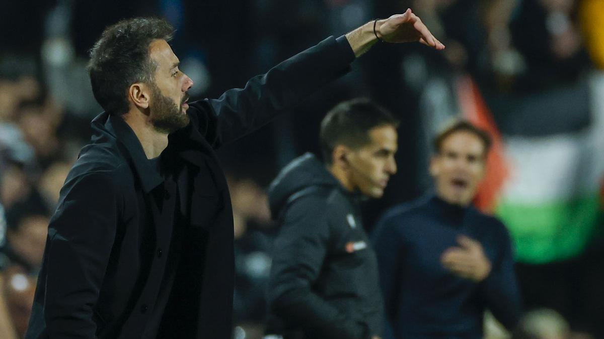 Carlos Corberán en Vallecas