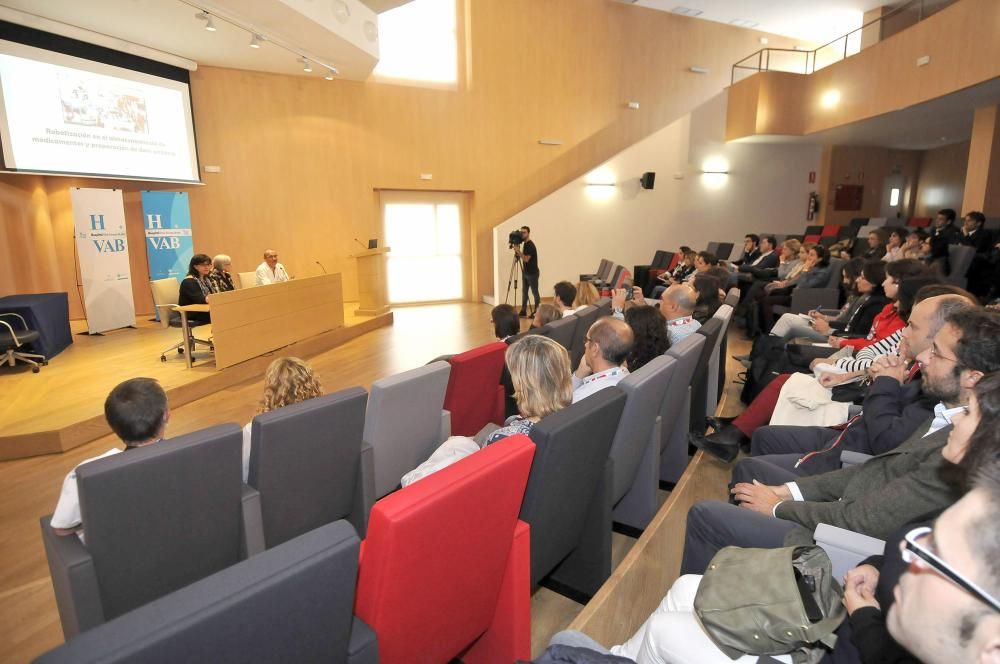 Taller de farmacia en el hospital Álvarez-Buylla de Mieres