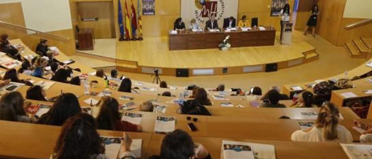 Instante del I Congreso Internacional de violencia de género que se ha celebrado esta semana en la Universidad Miguel Hernández.