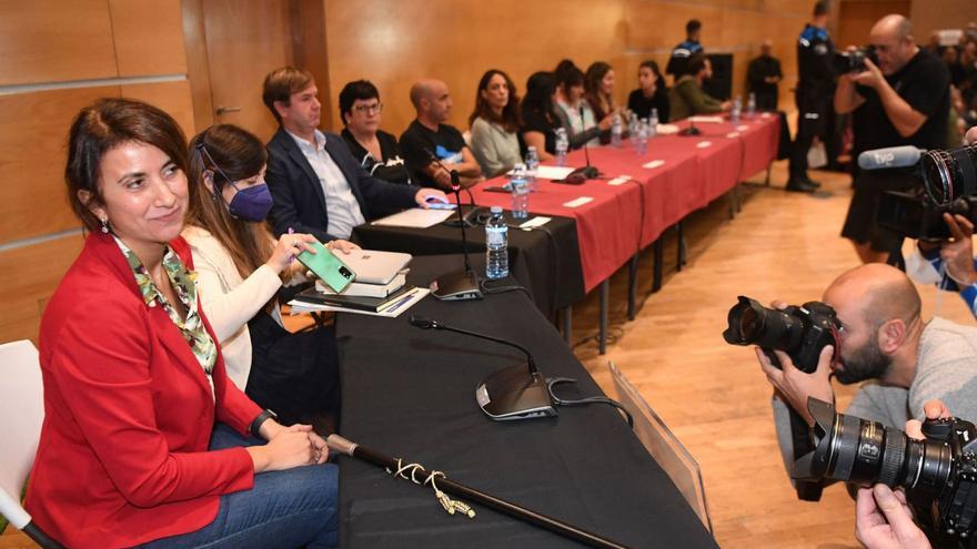 La nueva alcaldesa de Sada tras la moción de censura que desbancó a Portela.  | // CARLOS PARDELLAS