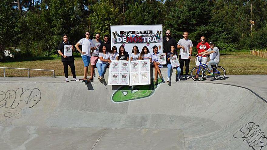 Presentación dunha das edicións do Festival DeMOStra  na pista de skate do multiusos das Pozas, en Petelos. |  // D.P.