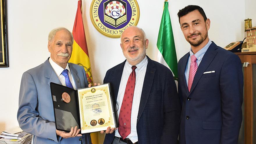 El fotoperiodista Ladislao Rodríguez &#039;Ladis&#039; recibe la medalla del Consejo Social de la UCO