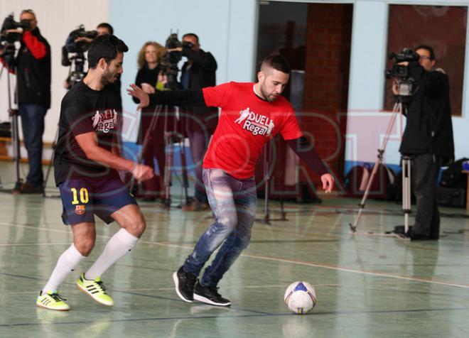 Jordi Alba y Juan Carlos Navarro, entrenadores por un día