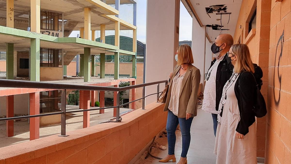 Alicante y el Consell calculan el coste de recuperar el centro de oficios  de Coepa - Información