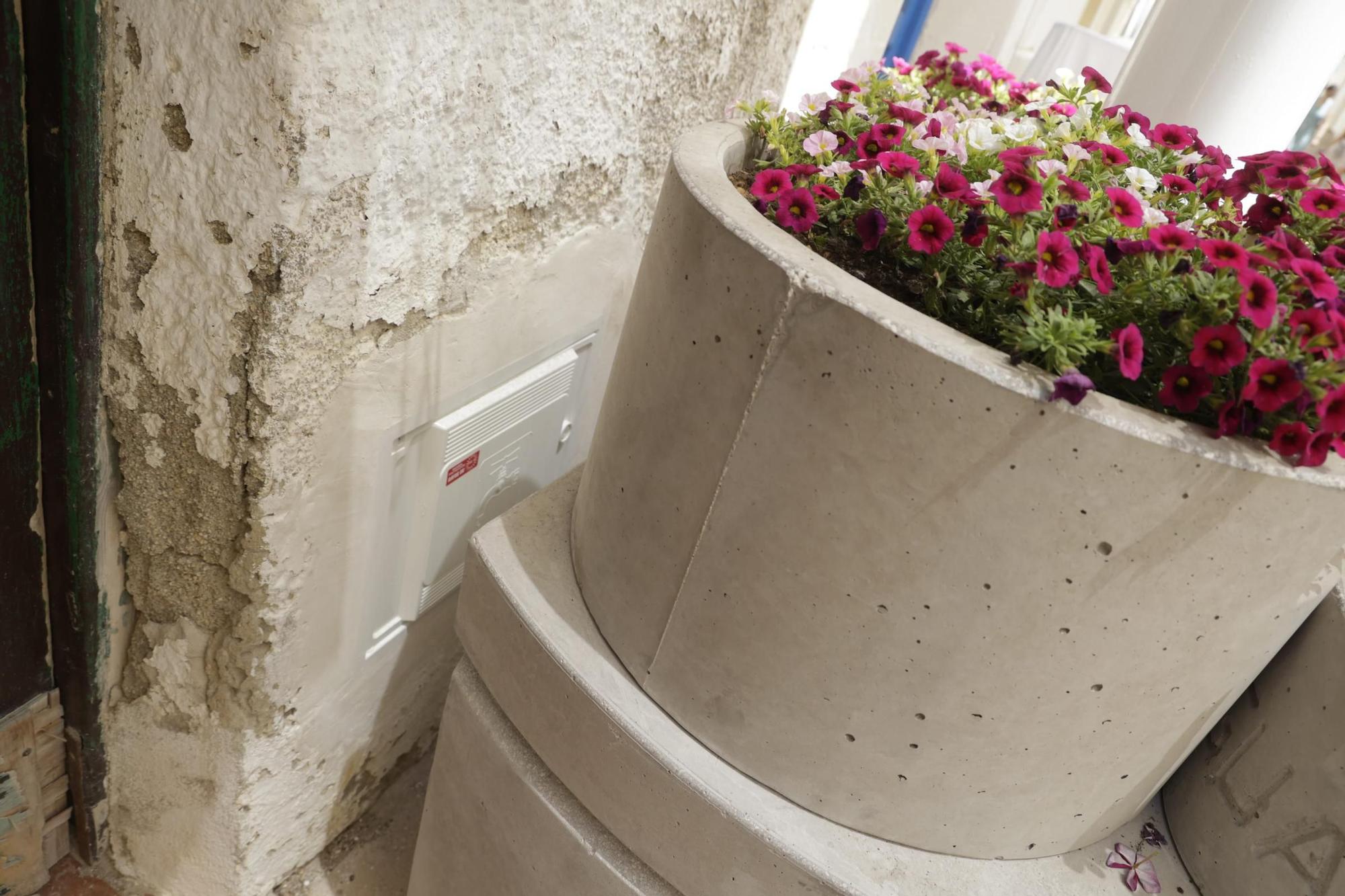 Barcala pedirá a Cultura mantener los toldos en Tabarca hasta noviembre