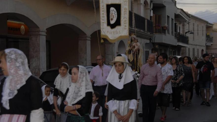 Procesión en honor de la patrona de Pòrtol