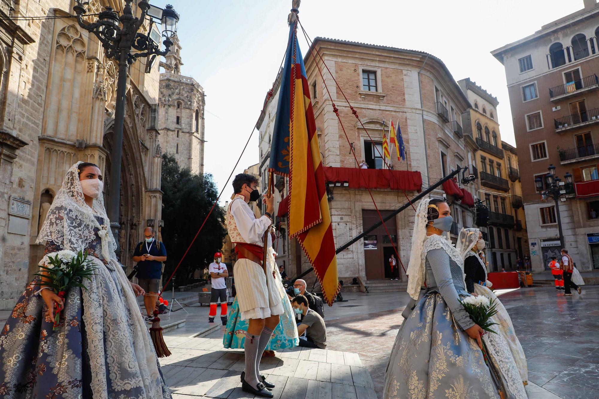 Búscate en el primer día de la ofrenda por las calles del Mar y Avellanas entre las 18:00 y las 19:00 horas