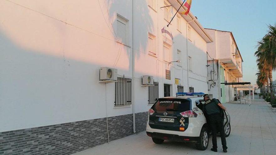 Detenidos dos supuestos ladrones de joyas en domicilios en la localidad pacense Arroyo de San Serván