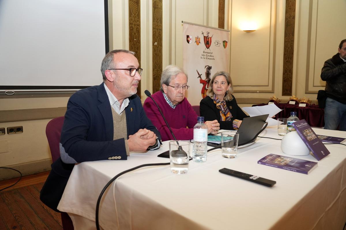 Galería de imágenes: La Ordre Bellatora reúne las joyas de 22 Na Violants de la historia de la Germandat