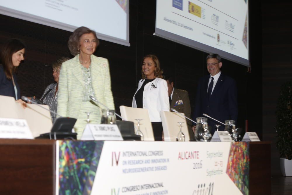 La reina Sofía preside el  IV Congreso Internacional de Enfermedades Neurodegeneratiavas en Alicante