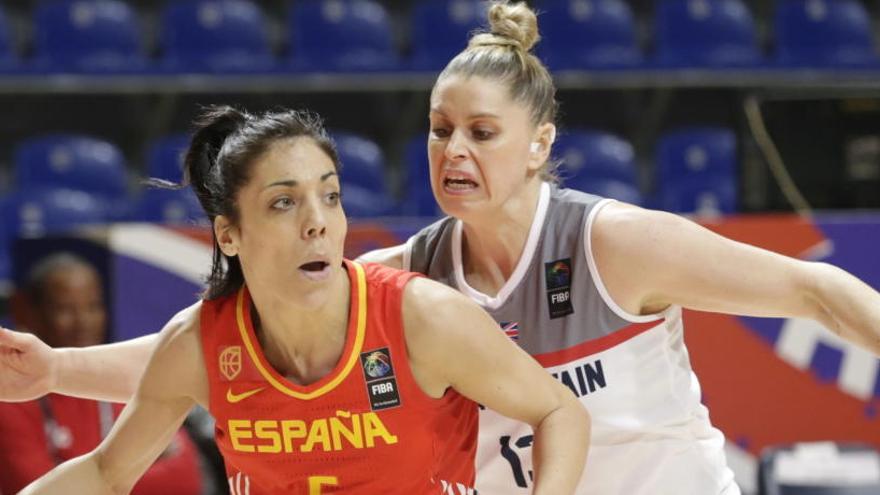 Cristina Ouvina en una acción del partido.