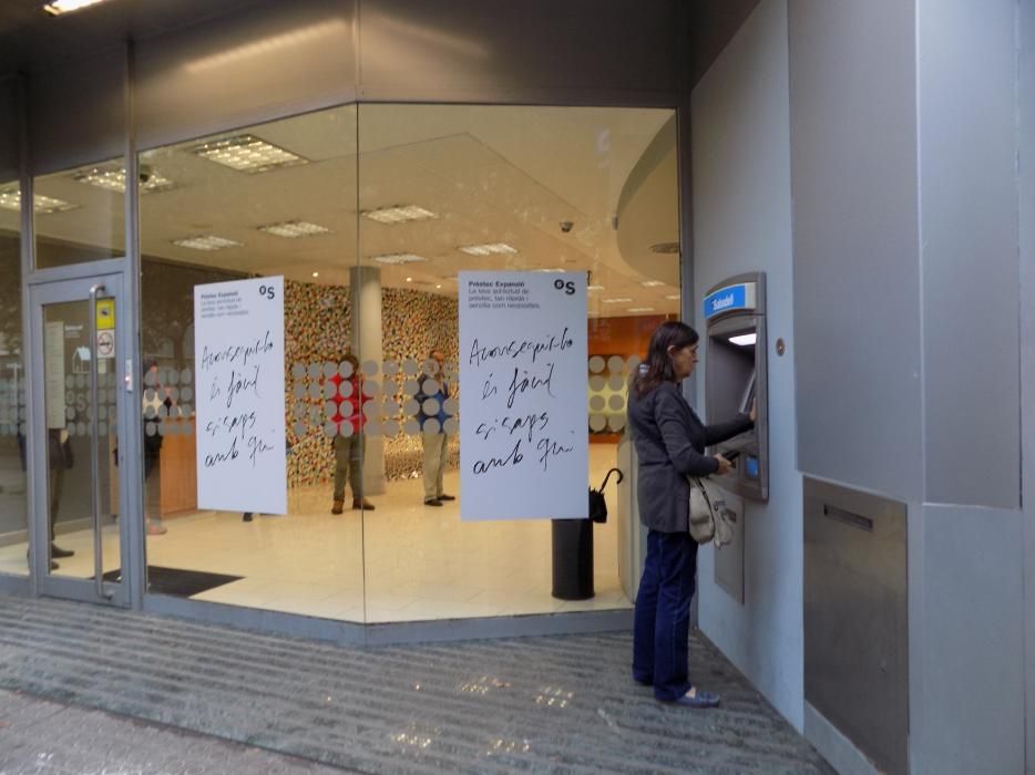 La crida a retirar diners dels bancs, a Manresa