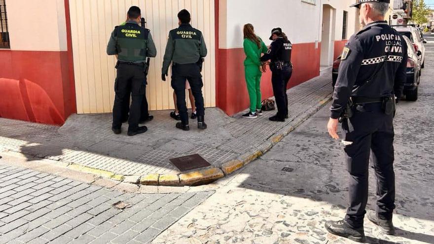 Detenidos in fraganti cuando intentaban robar en viviendas de Oliva