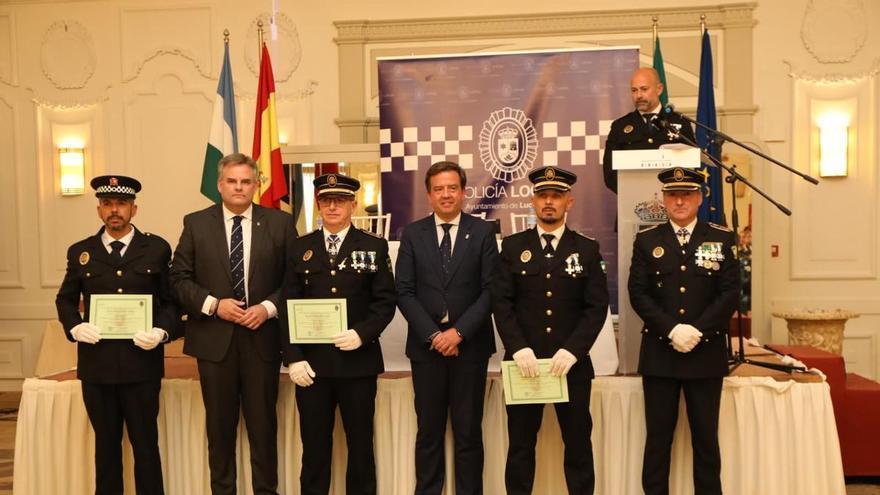 La Policía Local de Lucena distingue a agentes y ciudadanos en la festividad de San Jorge