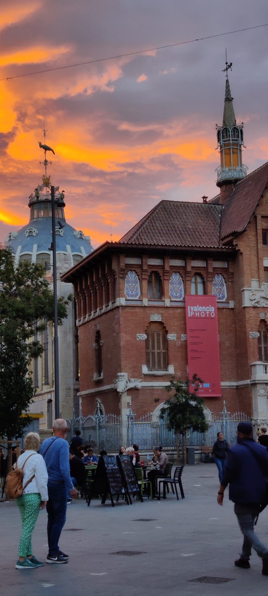 Las mejores fotos del cielo anaranjado de València