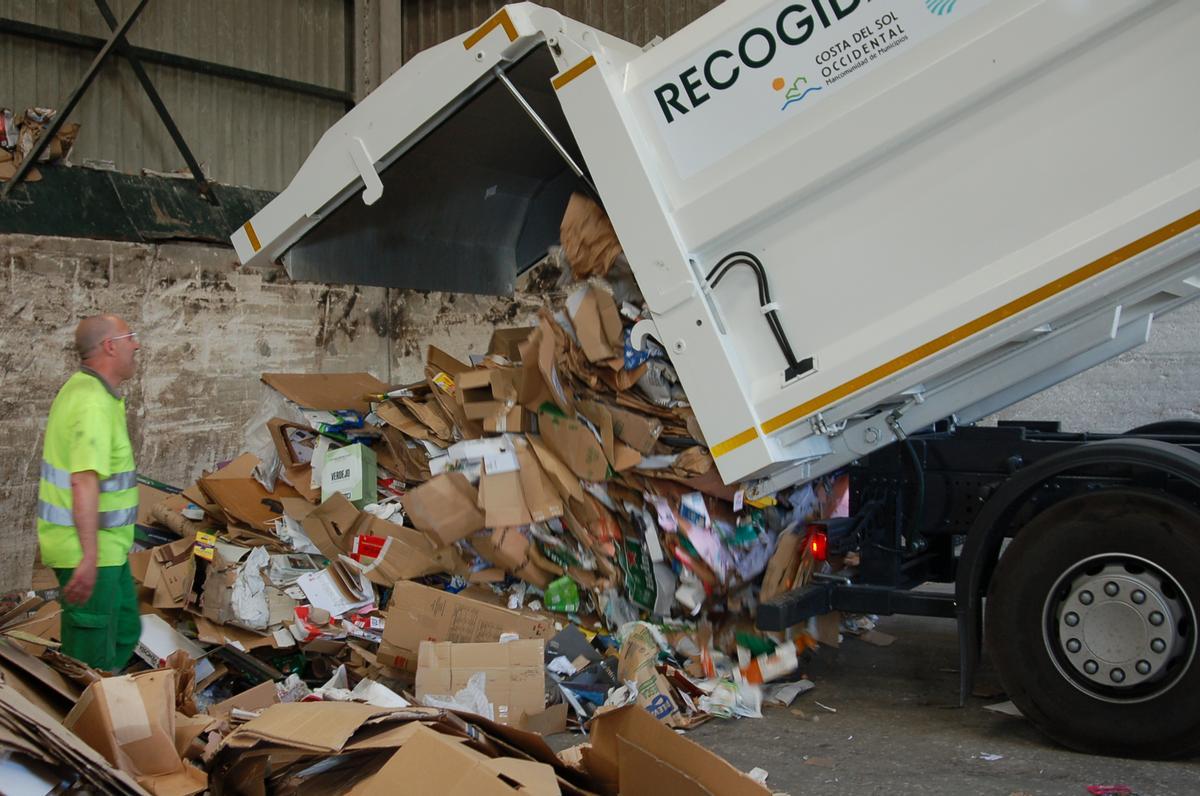 El Complejo Ambiental Costa del Sol registró cerca de 11.000 toneladas de papel-cartón