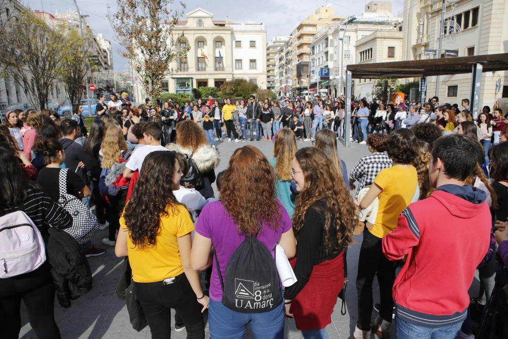 Concentración en Alicante contra el machismo