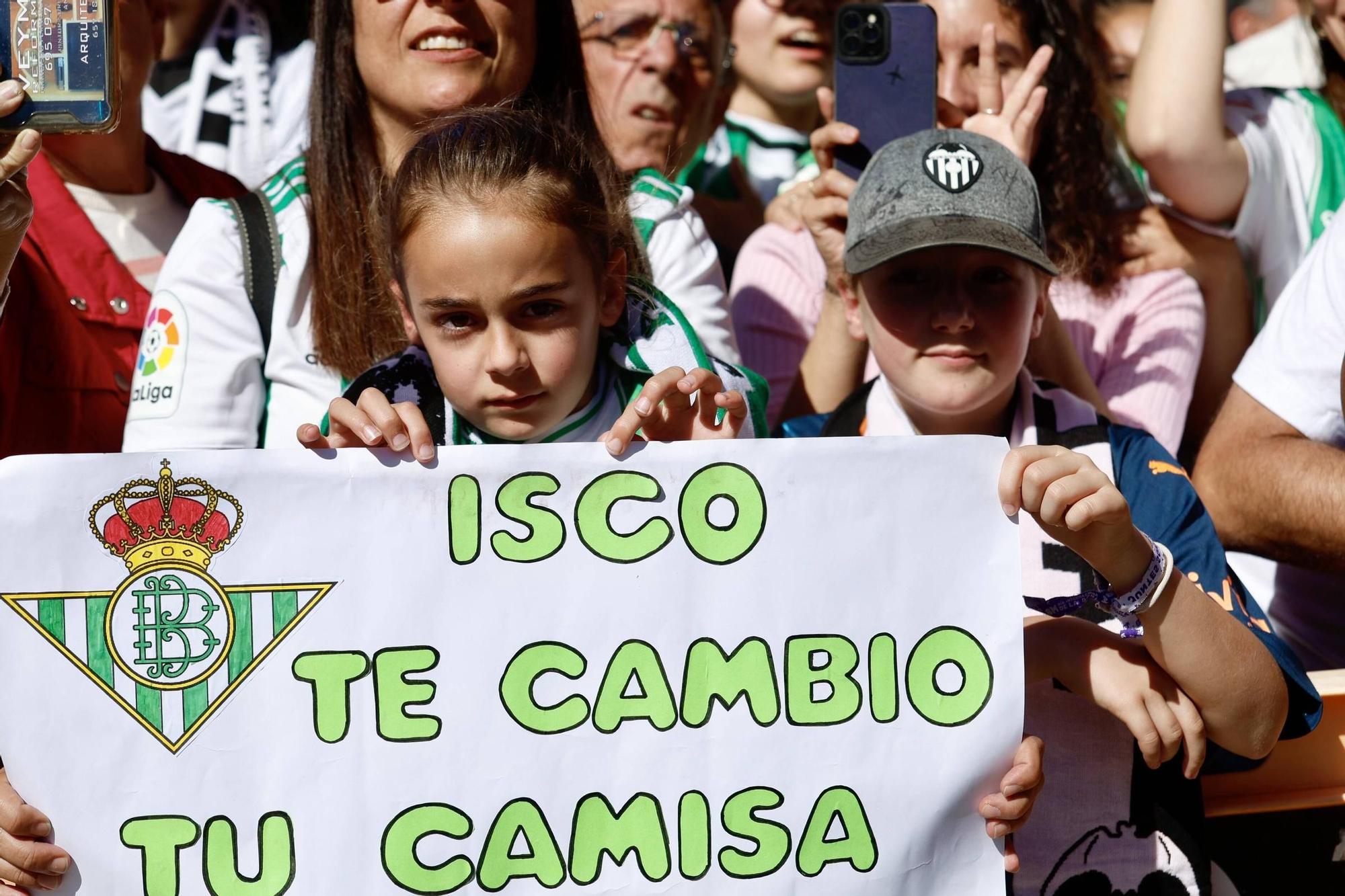 Búscate en el recibimiento del Valencia - Betis en Mestalla