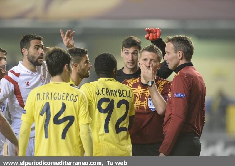 Galería de fotos -- Villarreal CF - Sevilla