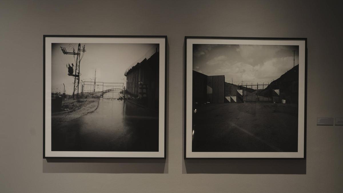 Dos de los cuadros de la exposición 'Habitar las sombras' en el IVAM.