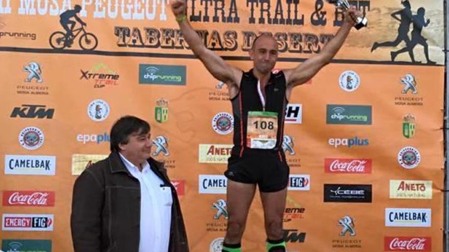 El atleta José Barberá se proclama mejor veterano en la III Tabernas Trail Desert