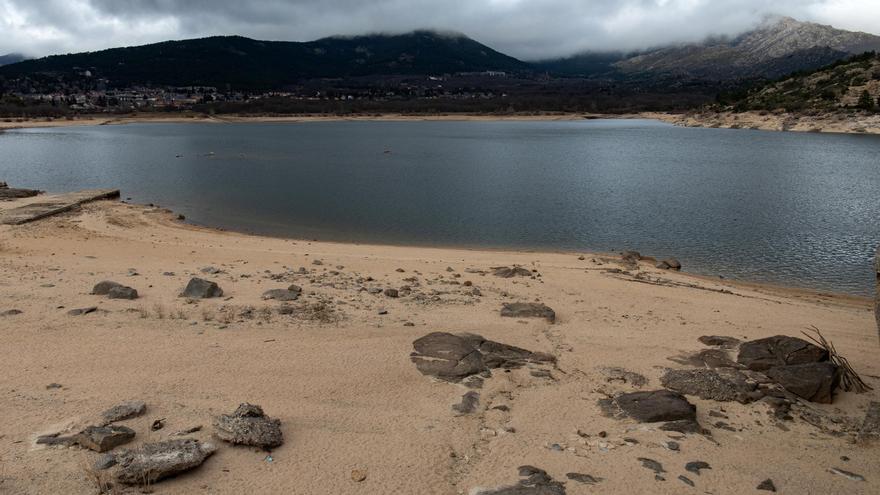La reserva de agua en España encadena 4 meses de descensos y se sitúa al 34,6%