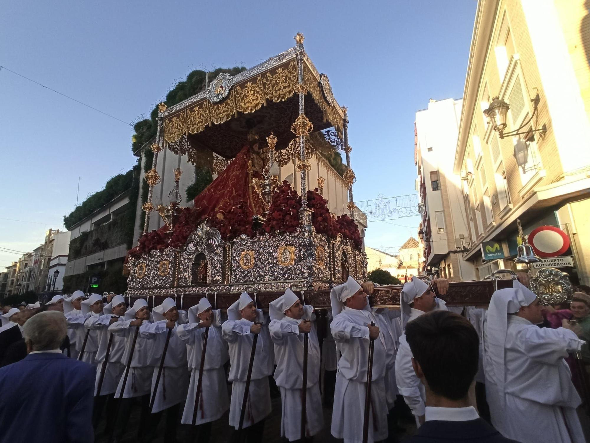 La Virgen de Araceli reina en el 75 aniversario de su coronación