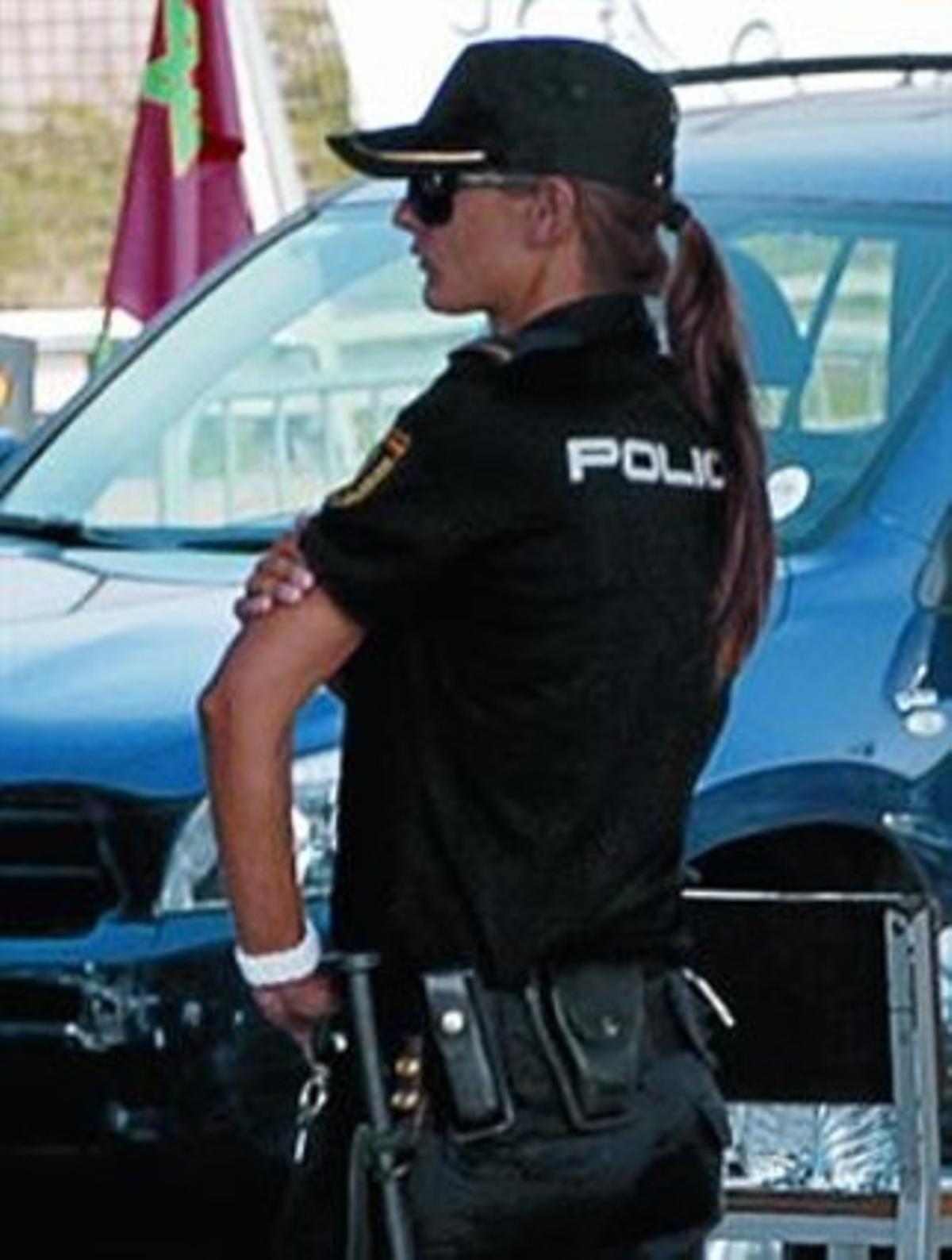 Una de les agents de Melilla.
