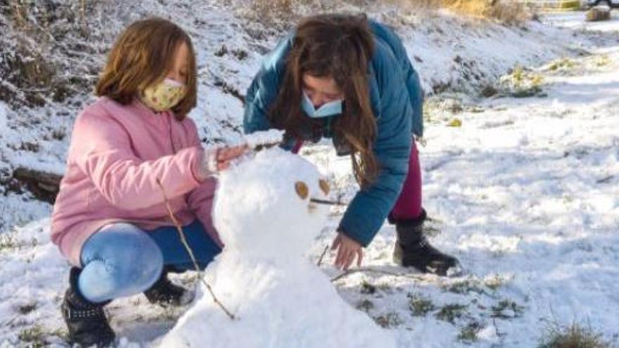 El temporal cobreix de neu el Pirineu i el nord del Pla de Lleida