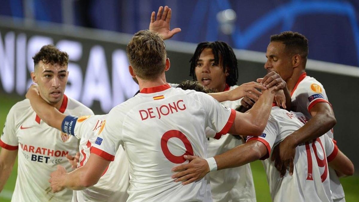 De Jong anotó el único gol ante el Rennes.